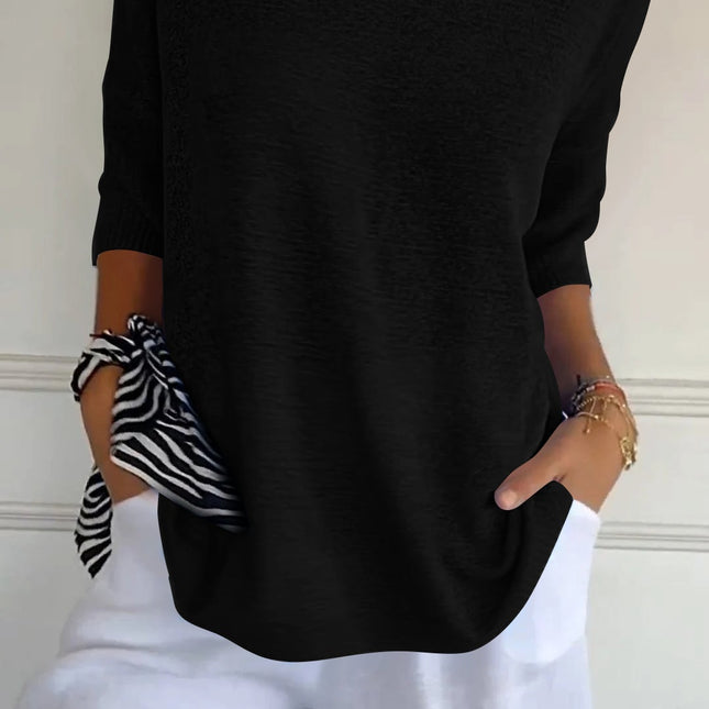 Calliope | Plain Knitted Top with V-neckline