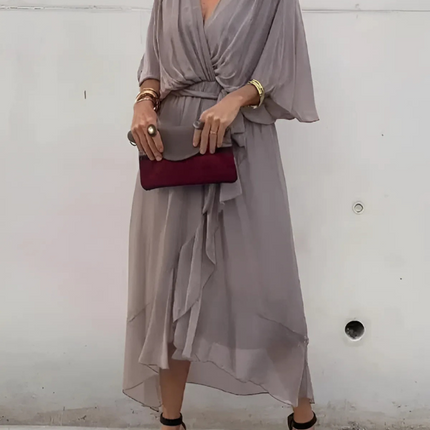 Ashlyn | Timeless Wrap Midi Dress