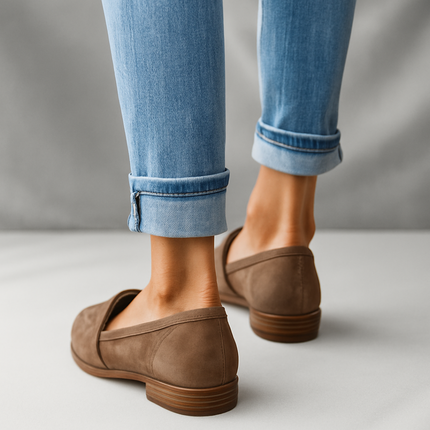 SERENIQUE | Elegant Pointed Flats