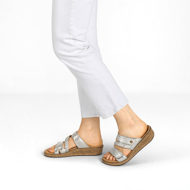 Carrie – Stralende glans in elegant platina
