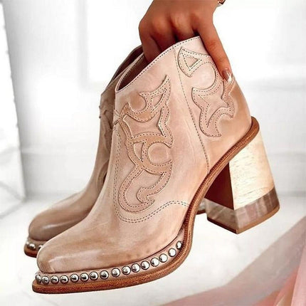 LYNORA | Sleek TextuRood Ankle Boots