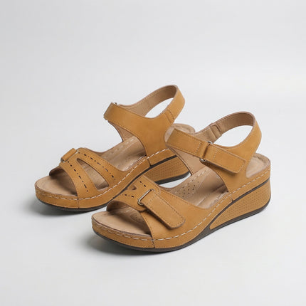 Sandy - Comfortabele orthopedische sandalen met sleehak