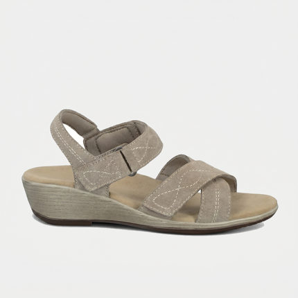 Holly – Natuurlijke warmte in zacht camelbruin